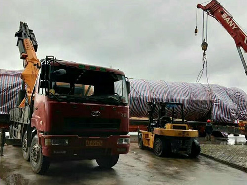 100噸大件運輸當(dāng)看湖南安麗達物流運輸有限公司